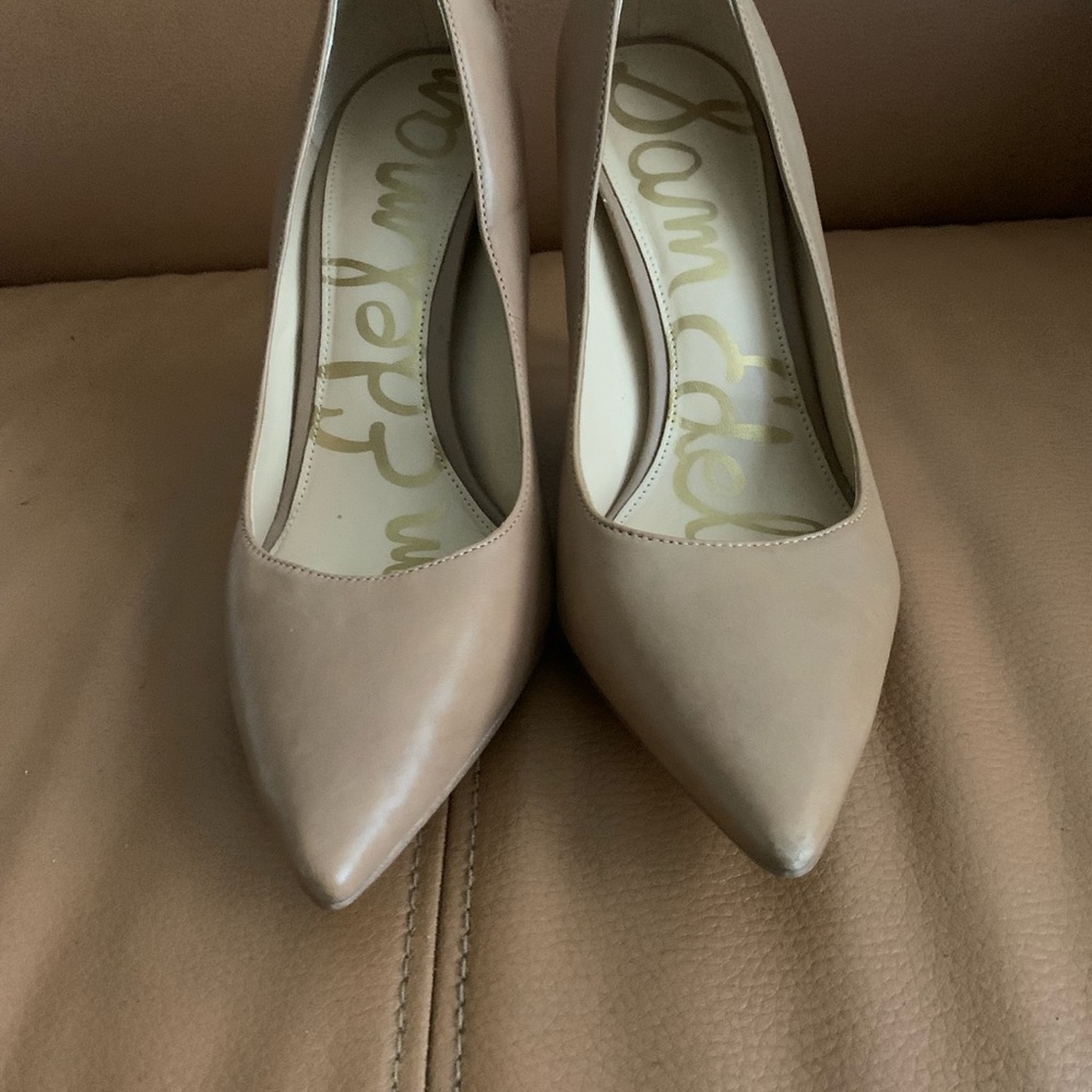 Sam Edelman tan heels